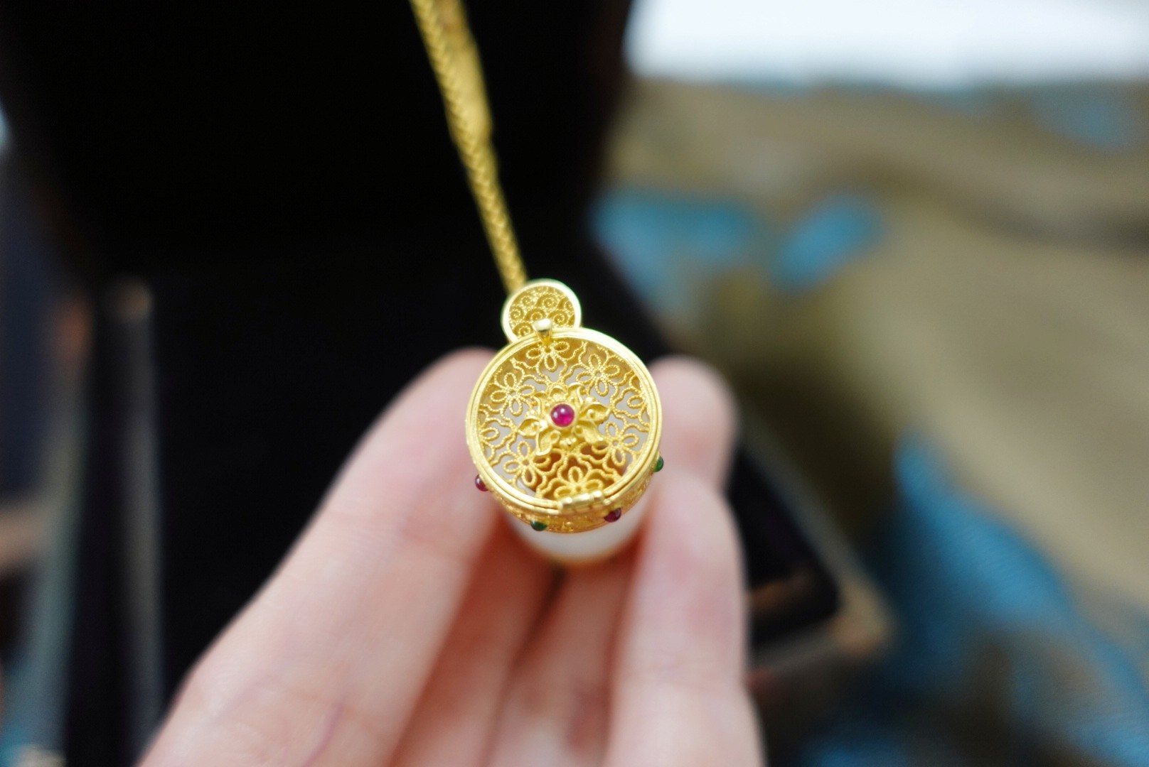 资深玉石顾问 嘉定区飘蓝花翡翠 上海晚香玉珠宝靠谱卖家