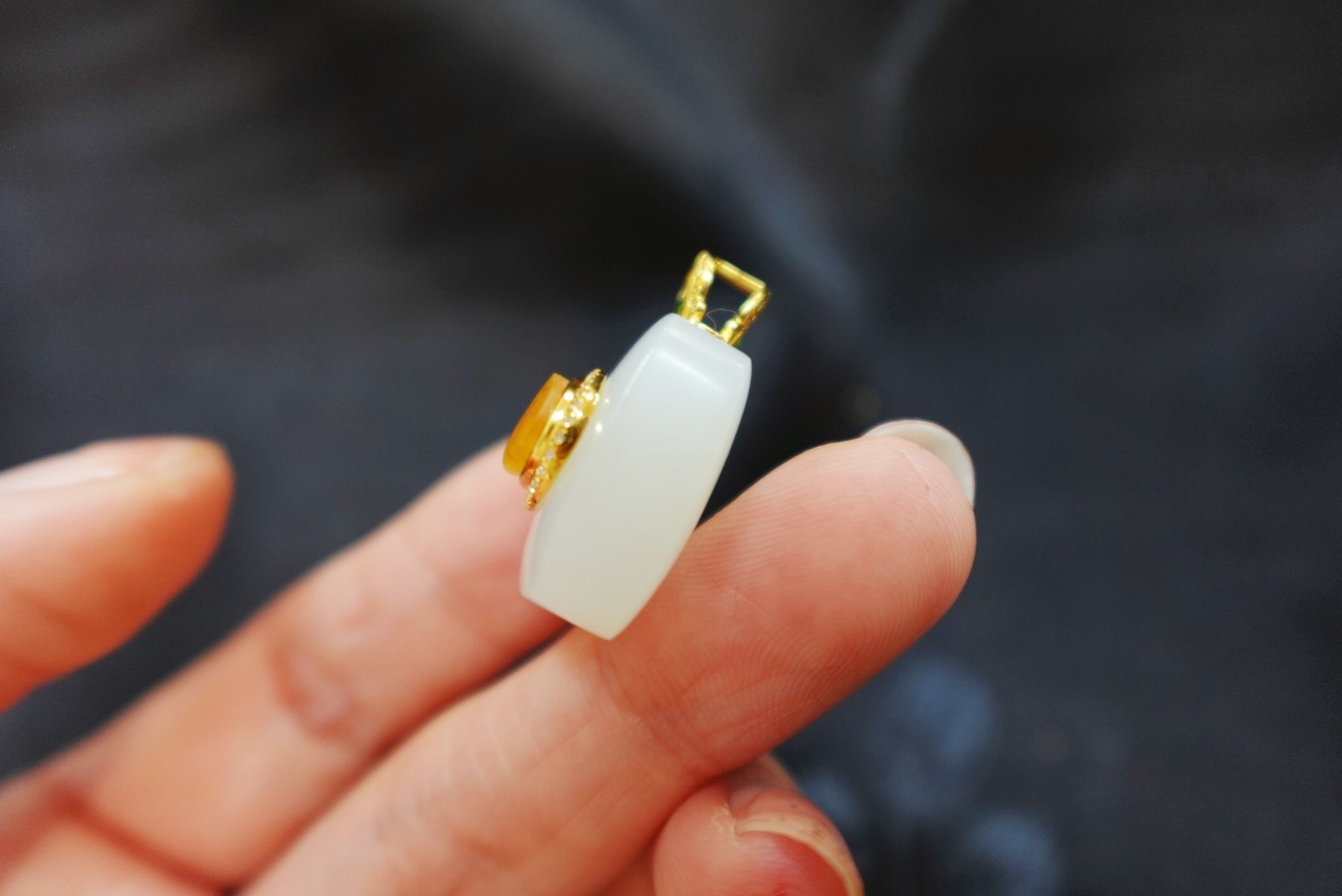 资深玉石顾问 浦东新区飘蓝花翡翠 上海晚香玉珠宝靠谱卖家