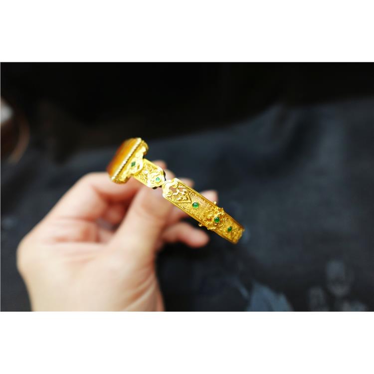 想买一件玉坠传承 长宁区和田玉手镯 上海晚香玉珠宝靠谱卖家