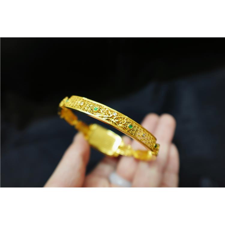 想买一件玉坠传承 金山区圆镯 比源头还靠谱的上海晚香玉珠宝店