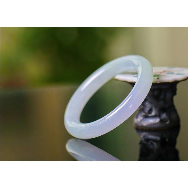 想买一件玉坠传承 徐汇区黄玉手镯 上海晚香玉珠宝靠谱卖家