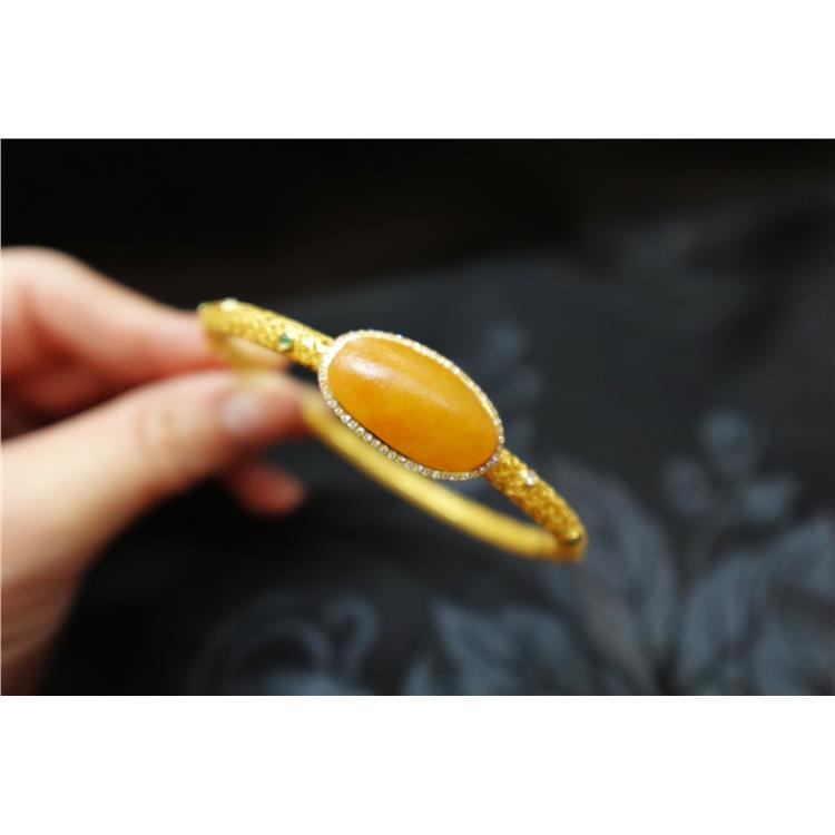 想买一件玉坠传承 松江区翡翠手镯 上海晚香玉珠宝靠谱卖家