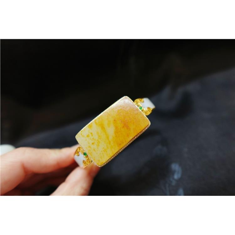 资深玉石顾问 虹口区和田玉手镯 上海晚香玉珠宝靠谱卖家