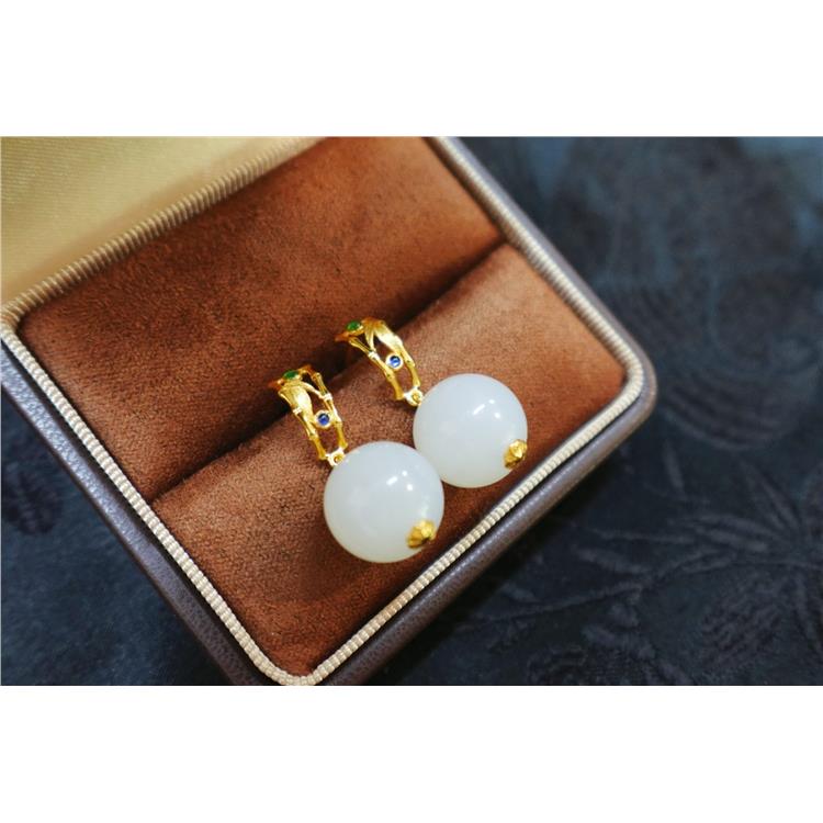 资深玉石顾问 奉贤区水滴耳坠 上海晚香玉珠宝