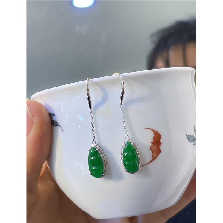 想买一件玉坠传承 嘉定区葫芦耳坠 上海晚香玉喝茶品玉好去处
