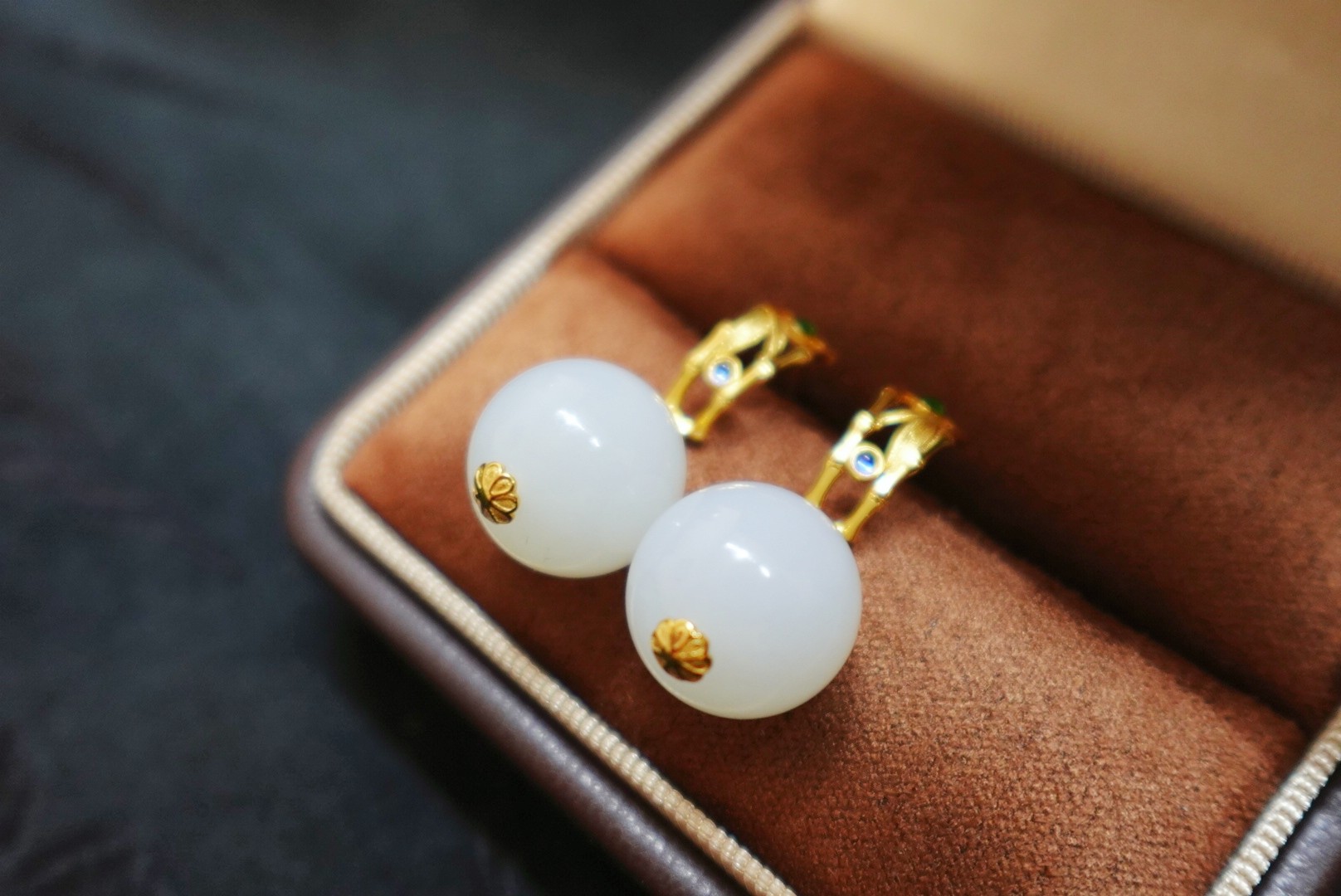 想买一件玉坠传承 杨浦区瓦当耳坠 上海晚香玉珠宝靠谱卖家