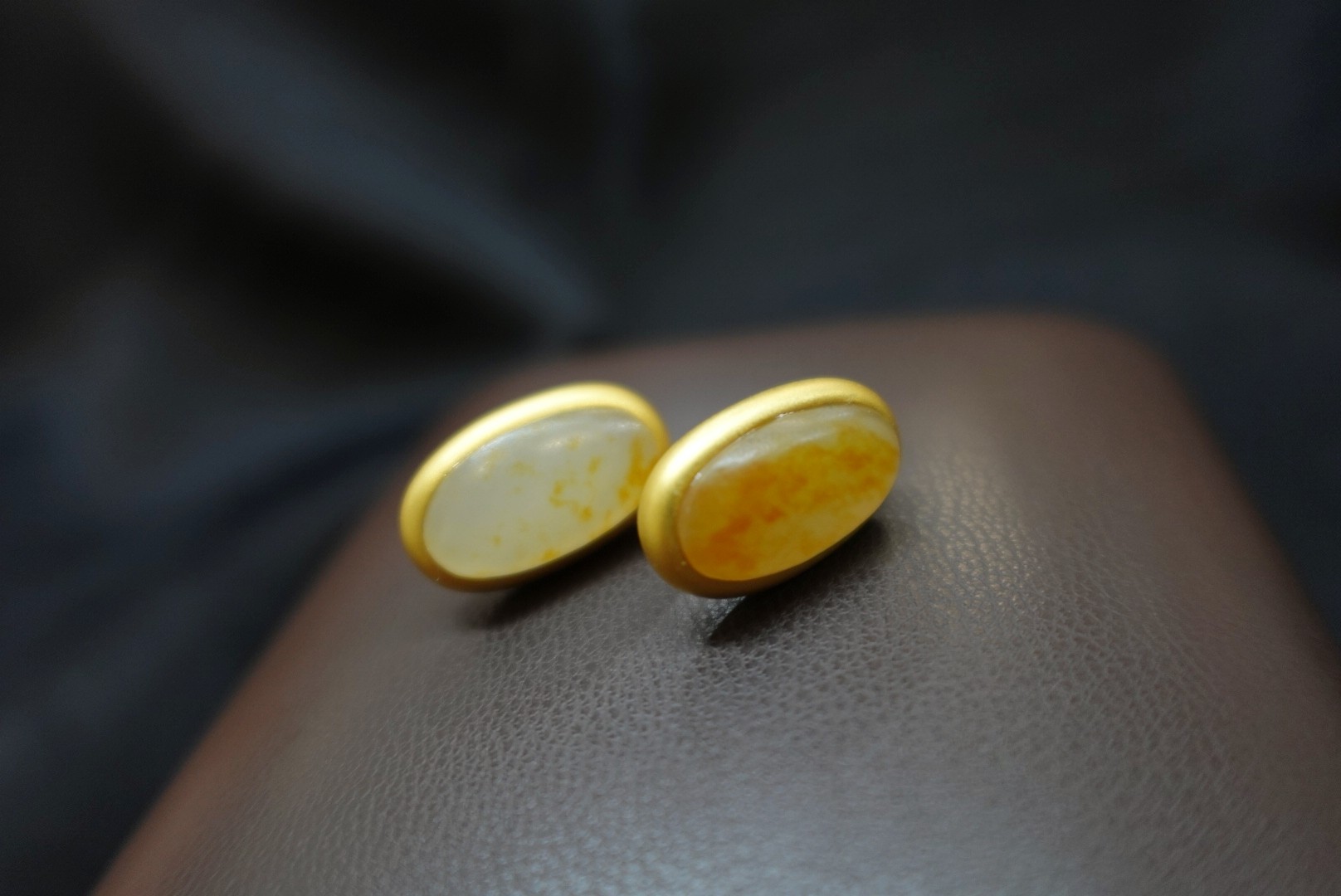 想买一件玉坠传承 普陀区瓦当耳坠 怕欺骗 找晚香玉珠宝杨琴