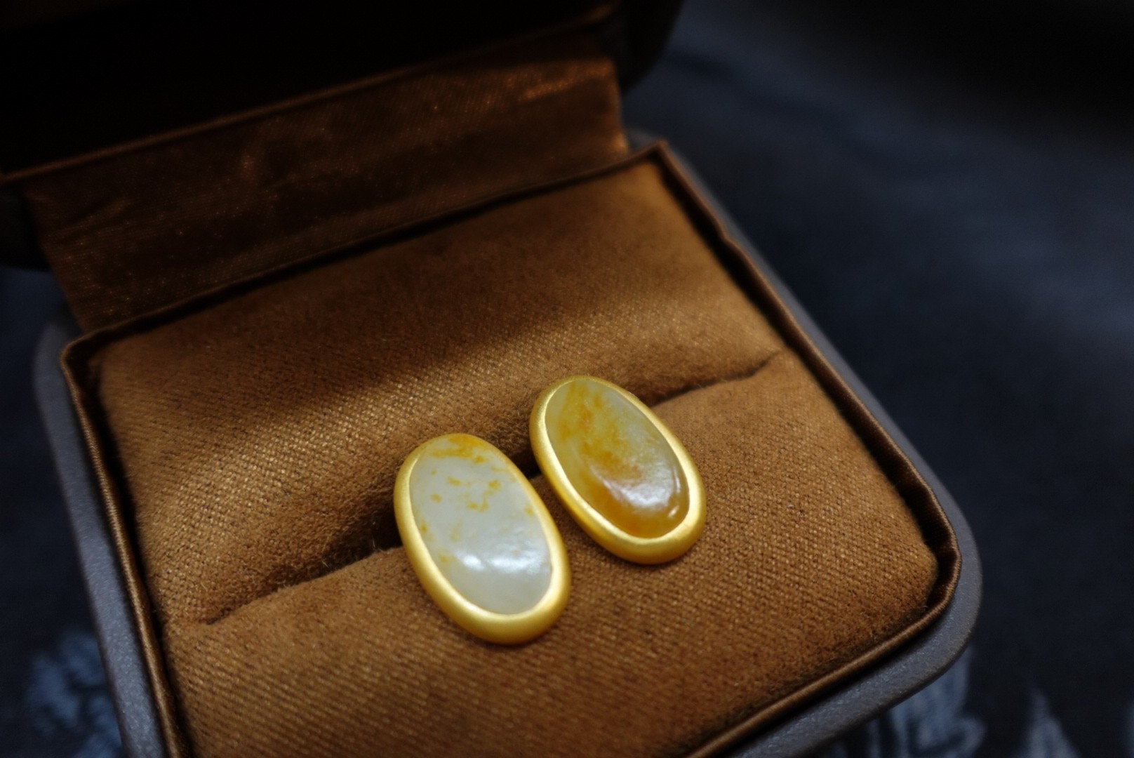 资深玉石顾问 浦东新区籽料耳钉 上海晚香玉喝茶品玉好去处