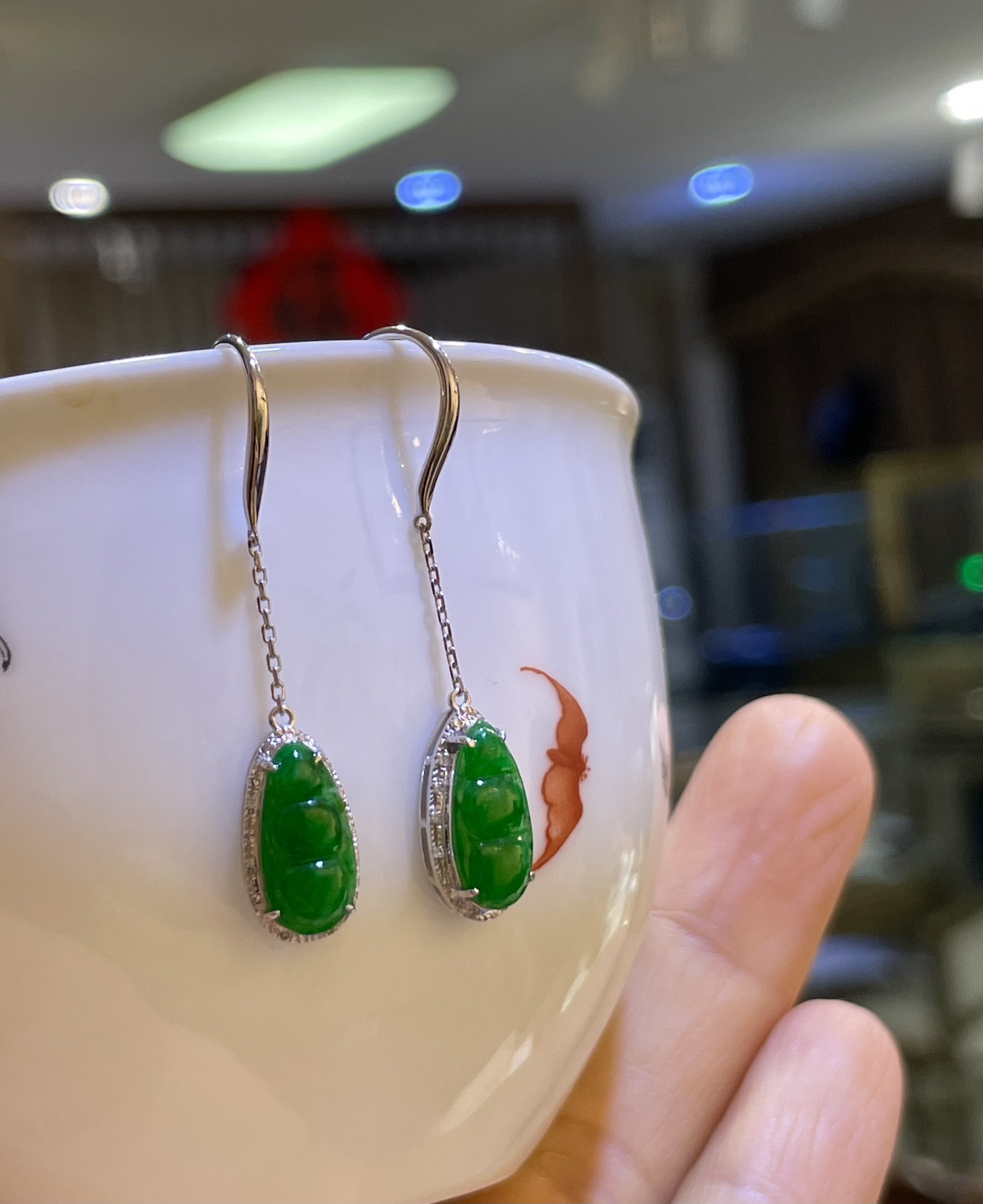 想买一件玉坠传承 嘉定区葫芦耳坠 上海晚香玉喝茶品玉好去处