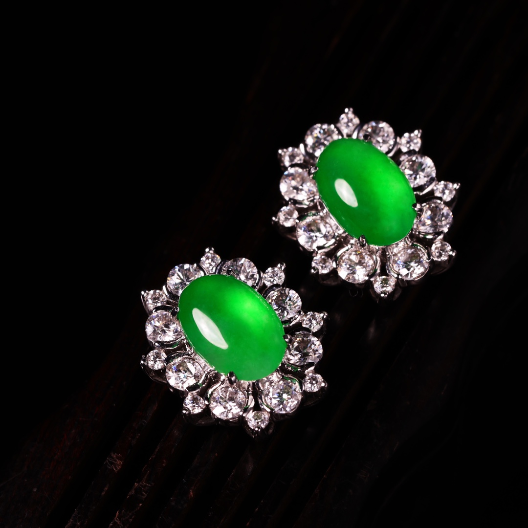 资深玉石顾问 松江区翡翠耳坠 比源头还靠谱的上海晚香玉珠宝店