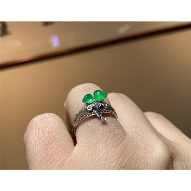 想买一件玉坠传承 奉贤区玉戒指 上海晚香玉珠宝源头批发价