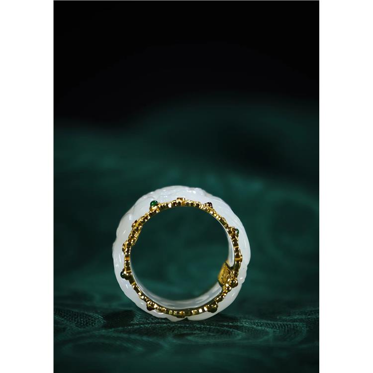 想买一件玉坠传承 金山区玉戒指 比源头还靠谱的上海晚香玉珠宝店