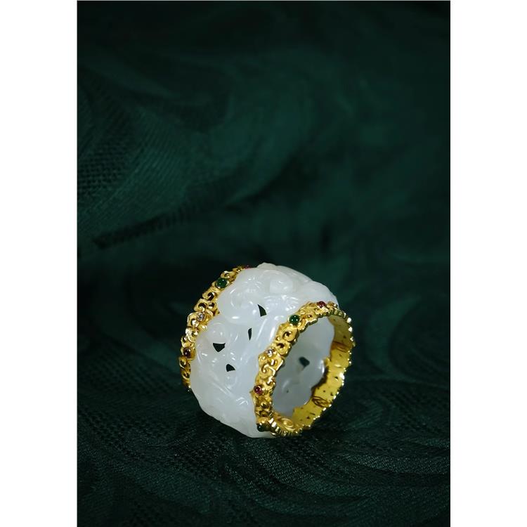 资深玉石顾问 长宁区和田玉扳指 找晚香玉珠宝杨琴