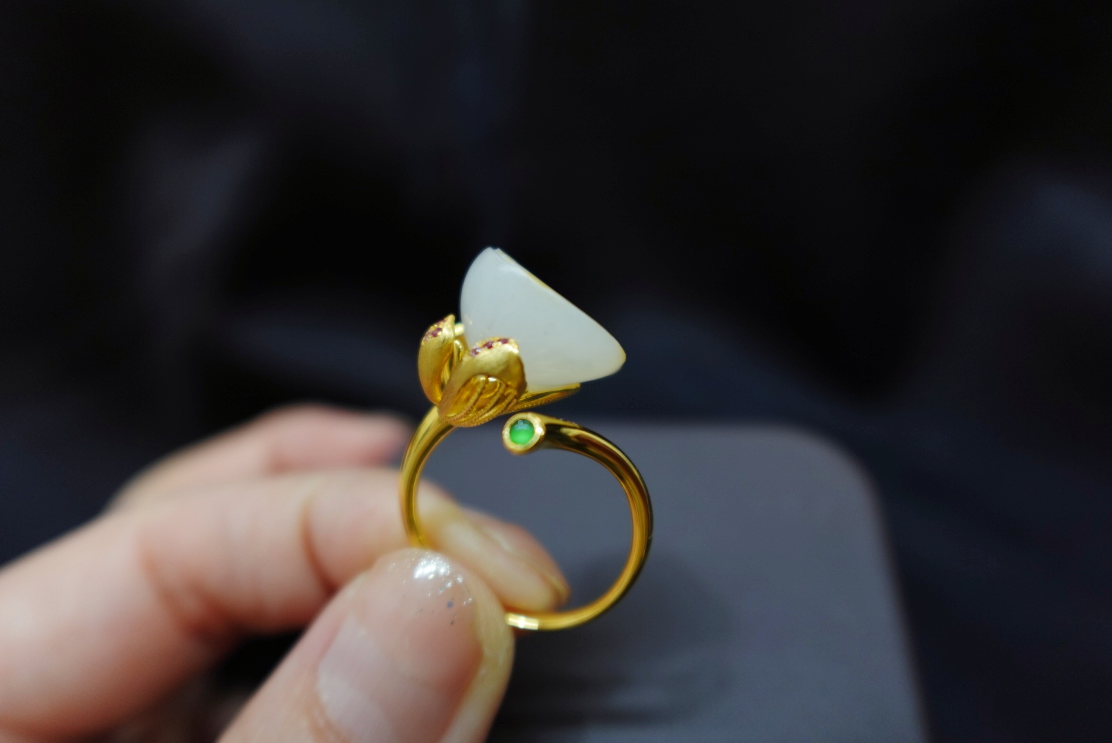 资深玉石顾问 虹口区玉戒指 上海晚香玉喝茶品玉好去处