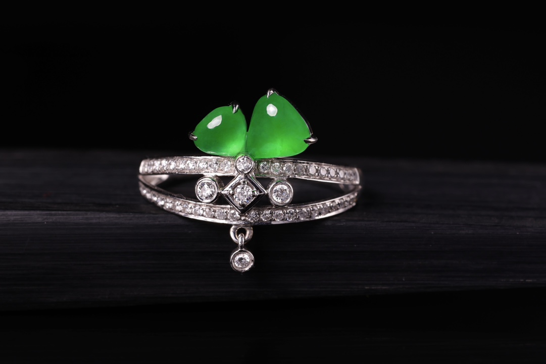 资深玉石顾问 闵行区籽料戒指 比源头还靠谱的上海晚香玉珠宝店