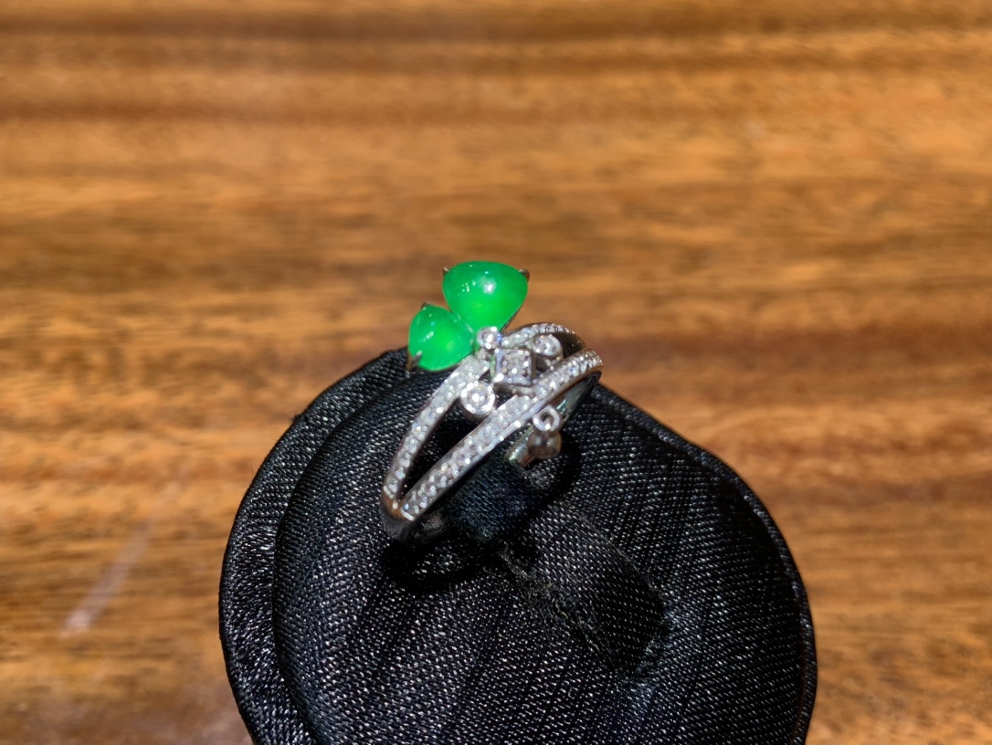 资深玉石顾问 闵行区籽料戒指 比源头还靠谱的上海晚香玉珠宝店