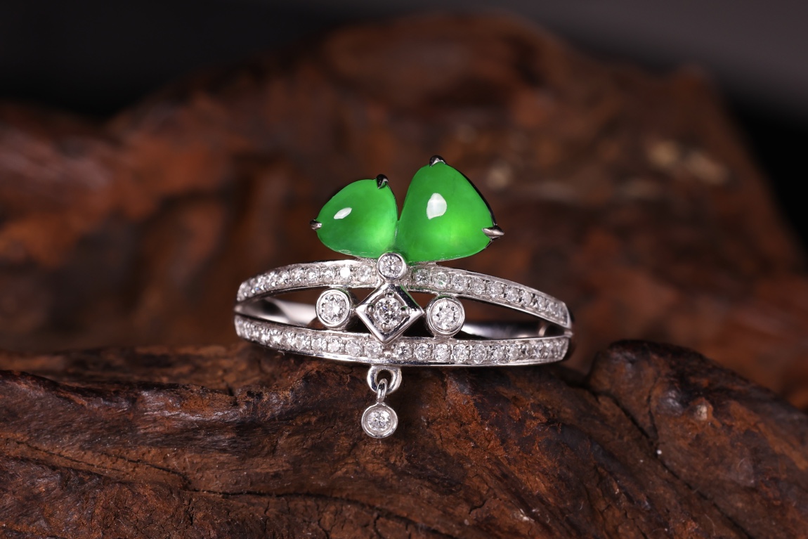 想买一件玉坠传承 籽料戒指 上海晚香玉珠宝源头批发价