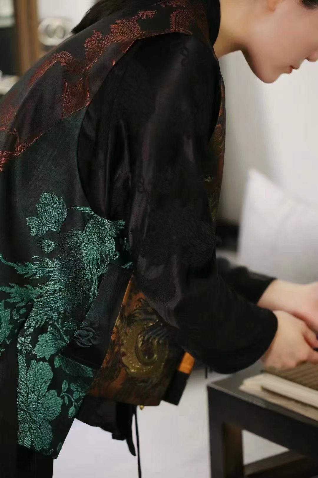 资深玉石顾问 虹口区紫翡戒指 怕欺骗 找晚香玉珠宝杨琴