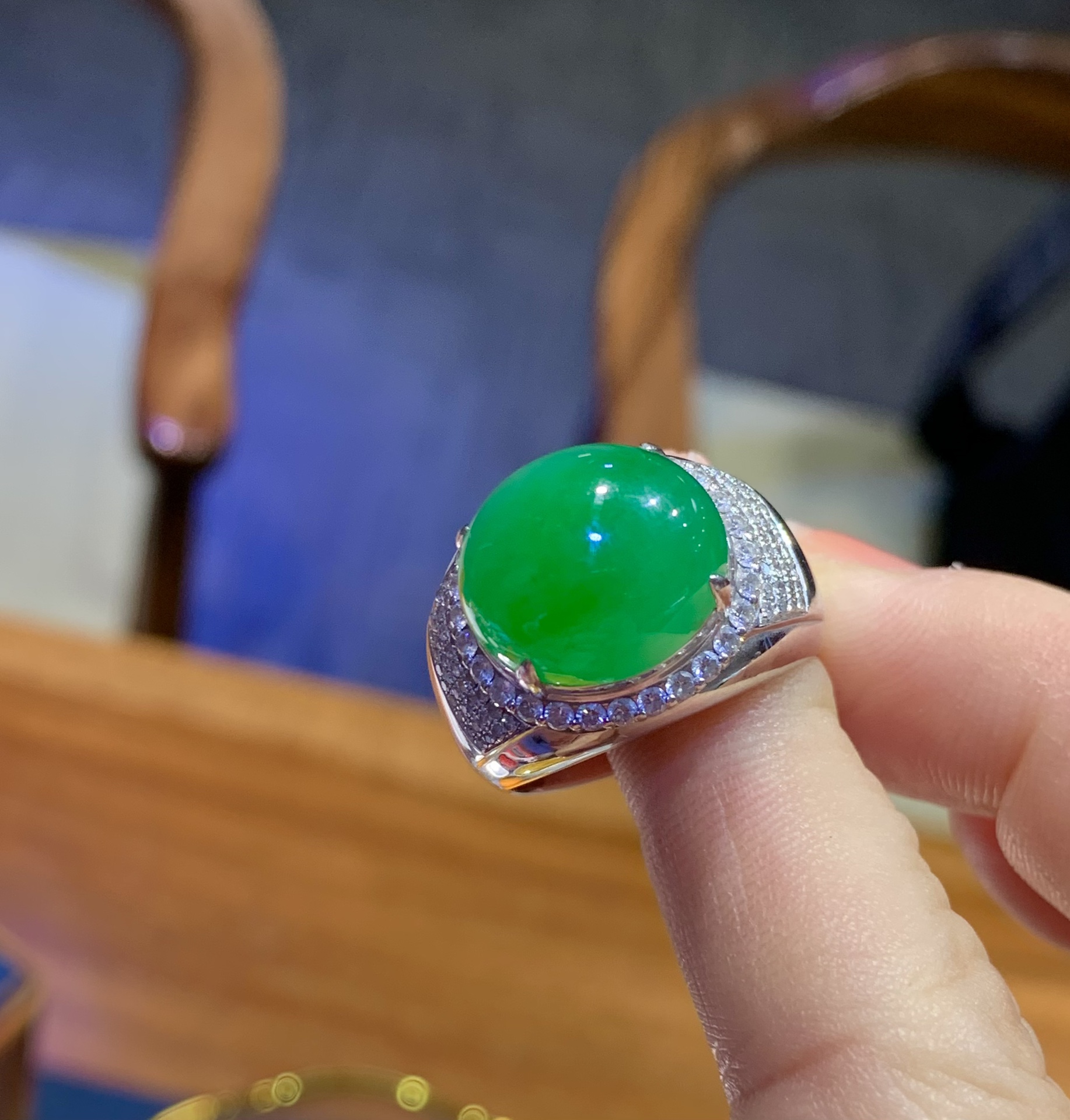 想买一件玉坠传承 奉贤区玉戒指 上海晚香玉珠宝源头批发价