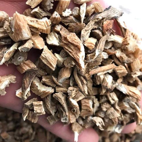 【中药名】百部 baibu【别名】大春根菜,虱蚤草,穿山薯,大叶百部,野