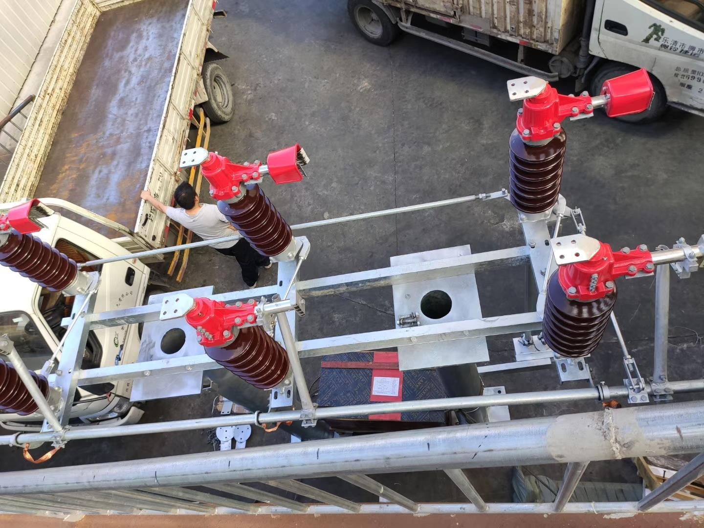 35kv隔离刀闸配套操作