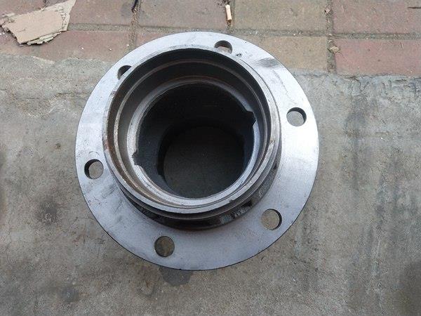 东风多利卡d9前刹车盘 制动盘 刹车片 轮毂 后桥壳配件