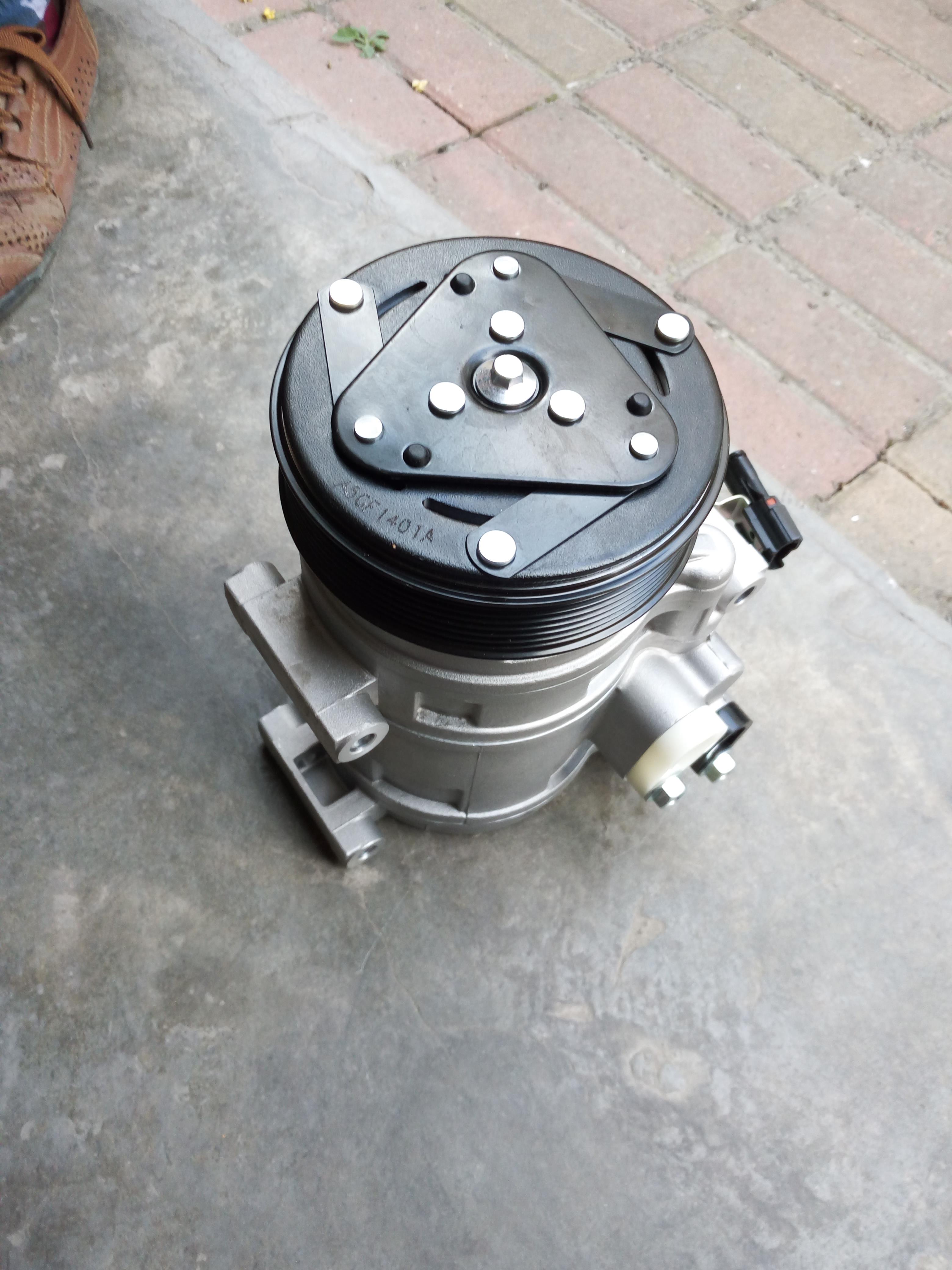 东风凯普特ev350空调压缩机 东风凯普特ev350原厂驾驶室总成价格报价