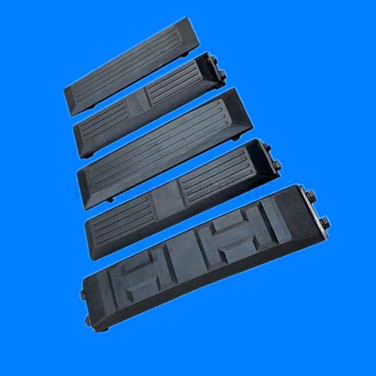 橡胶减震垫 汽车尾板橡胶防撞垫 耐磨橡胶缓冲垫厂家