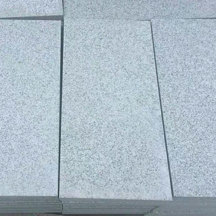 芝麻白花岗岩 花岗岩石材报价芝麻白路沿石批发