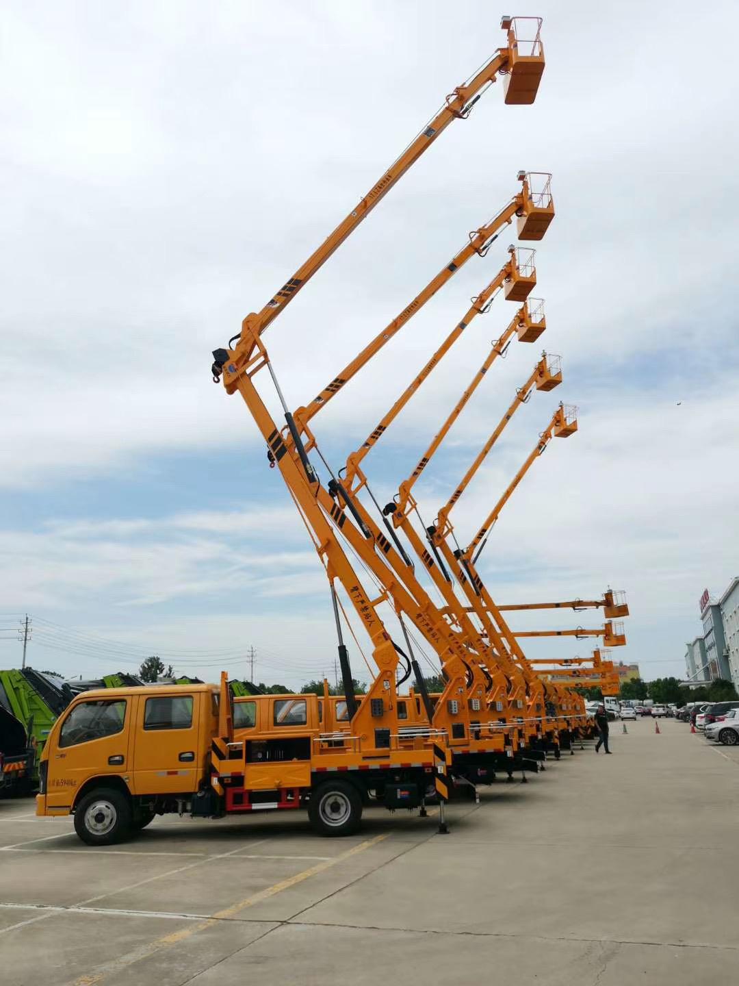 蓝牌曲臂升降车折叠臂高空作业车13米售后无忧