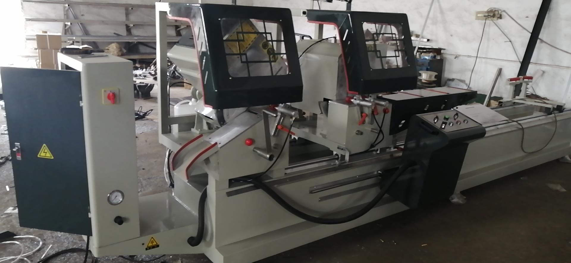 太阳能型材铝合金门窗角码锯ljjz450600铝门窗切割锯