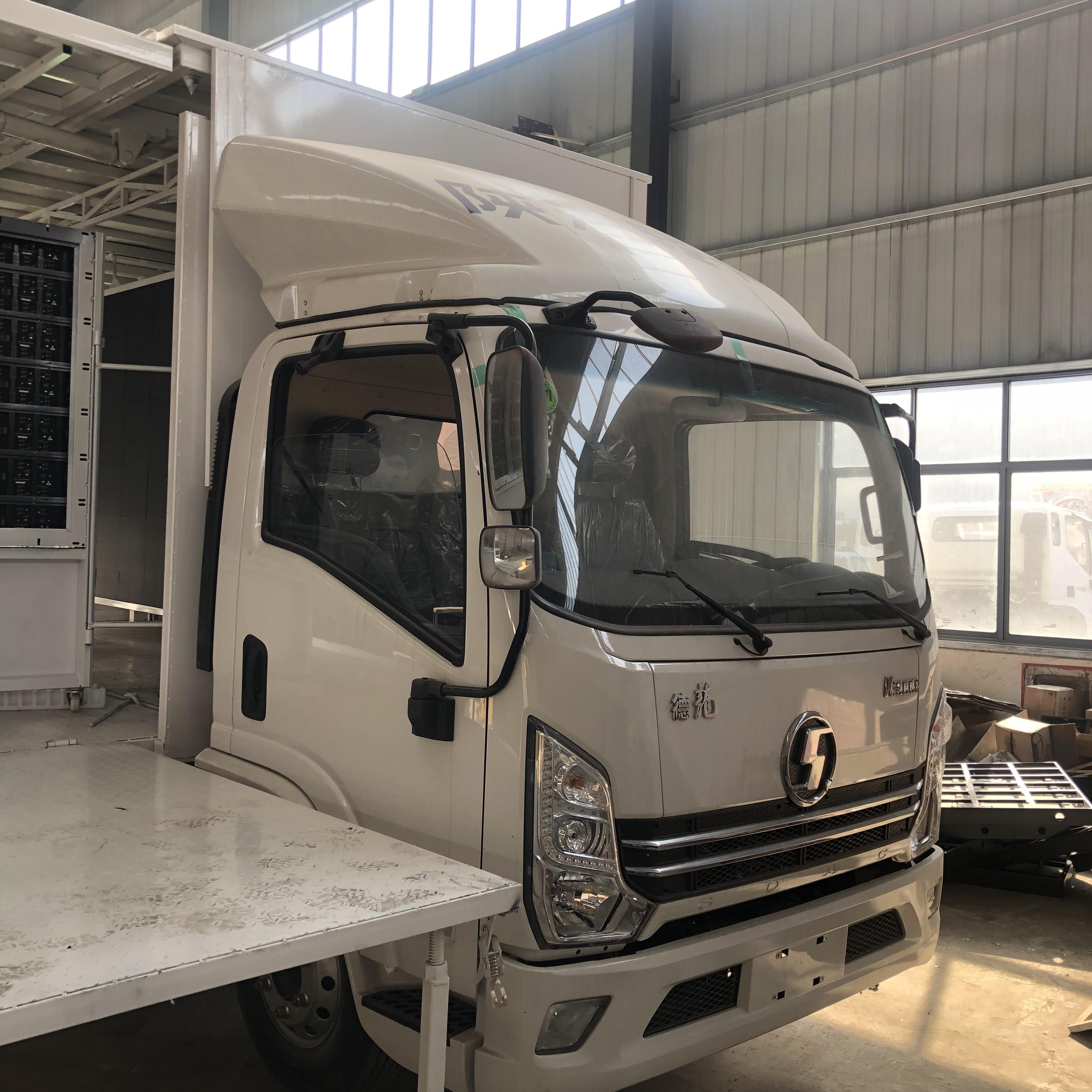 2米蓝牌流动舞台车舞台演艺多面展开厂家供应