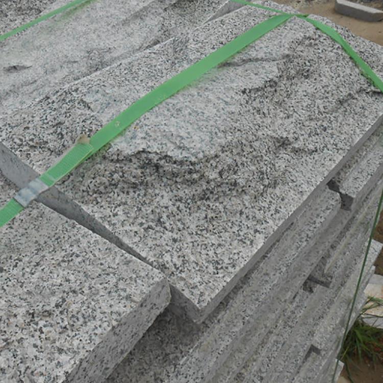 滨州芝麻灰马蹄石芝麻灰路缘石批发芝麻灰板材定制加工