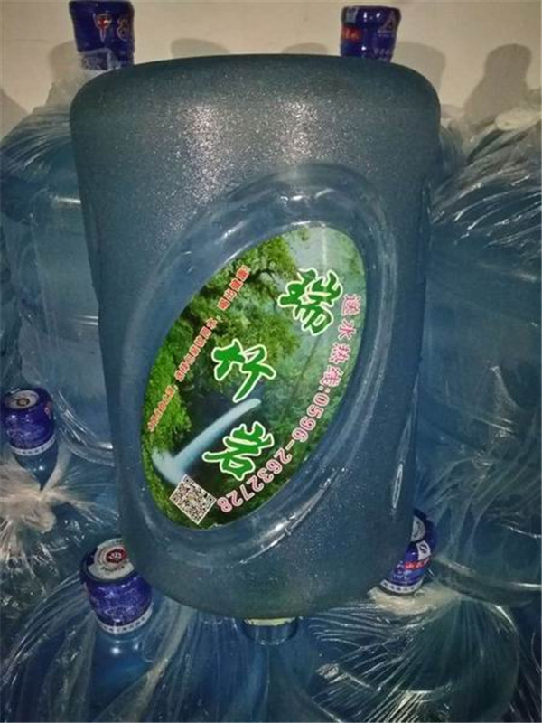 长泰县紫山矿泉水专营店,杨师傅送水