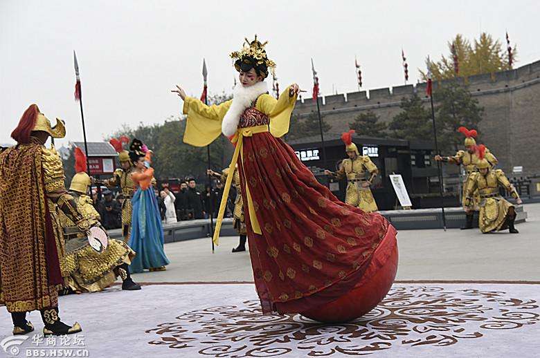 山西网红不倒翁不倒翁大量现货网红必备神器各种不倒翁生产