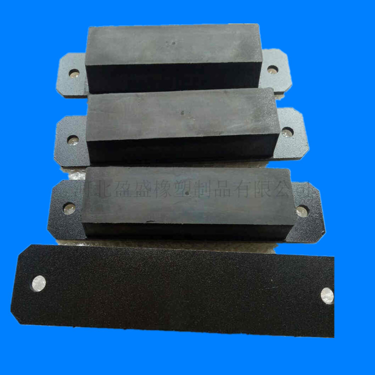 橡胶减震垫 汽车尾板橡胶防撞块 耐磨橡胶缓冲垫 免模