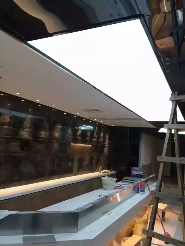 
青岛彩色软膜天花效果