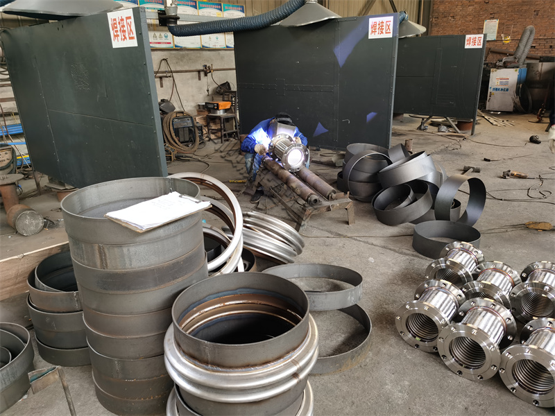 焊接式不锈钢膨胀节 金属波纹补偿器 耐腐蚀波纹补偿器厂家