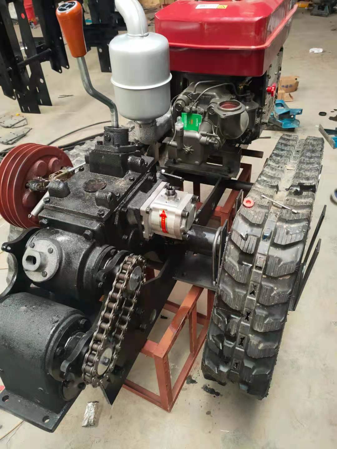 轴传动微耕机坡地丘陵管理机微耕机价格