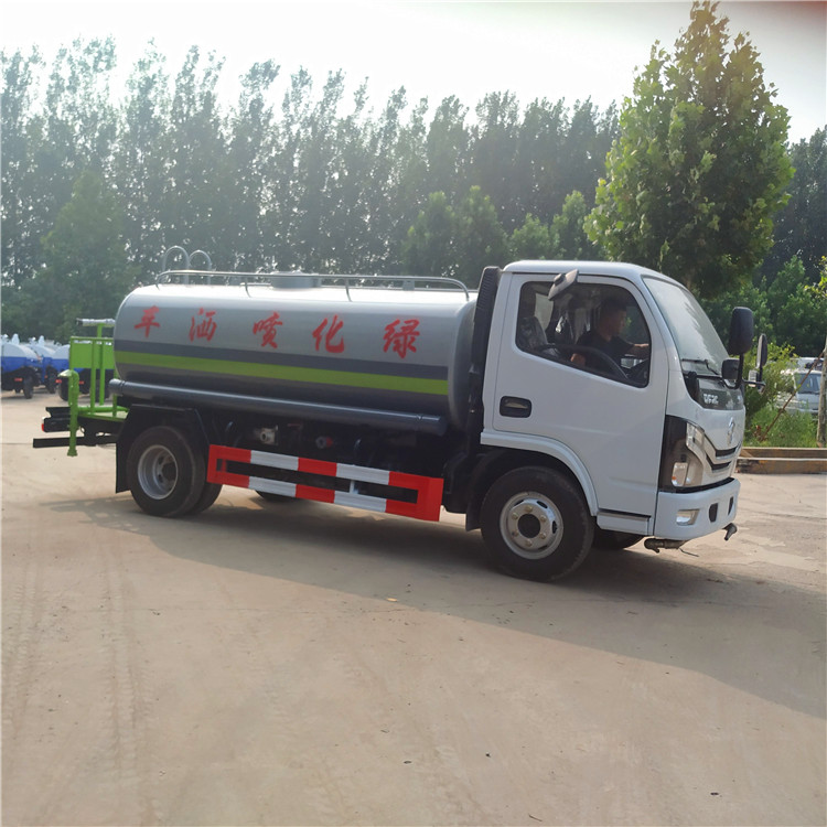 10吨雾炮洒水车 10吨东风喷洒车厂家销售