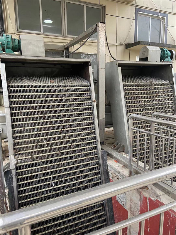 网板阶梯式格栅除污机厂家安装便捷