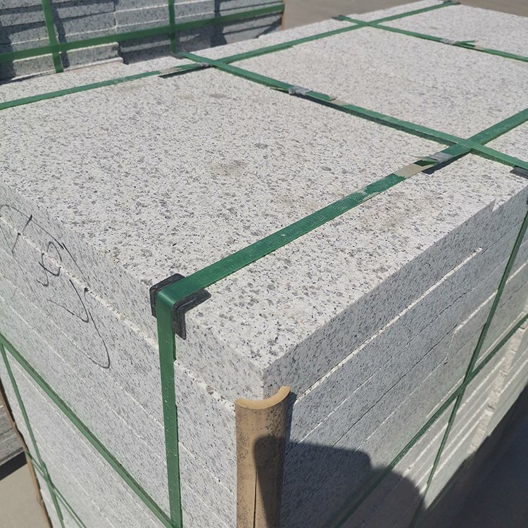 辽宁芝麻白广场砖芝麻白机切面欢迎来电咨询