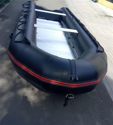 冲锋舟橡皮艇加厚8米黑金刚冲锋艇价格