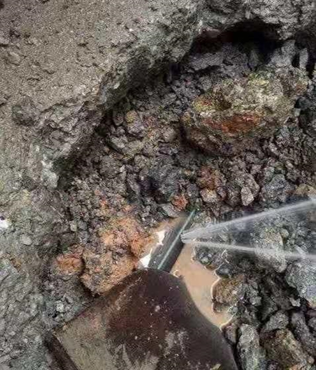 花东供水管漏水维修,埋地管道出现漏水怎么办
