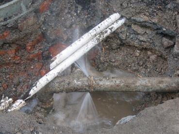 珠海横琴给水管漏水室内外管道修理电话