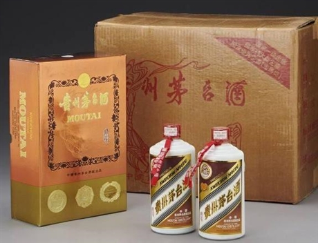 英德水边茅台酒回收价格、回收茅台酒一箱多少钱