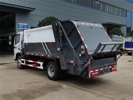 南陽(yáng)市東風(fēng)途逸4方壓縮垃圾車 大型壓縮垃圾車分期付款