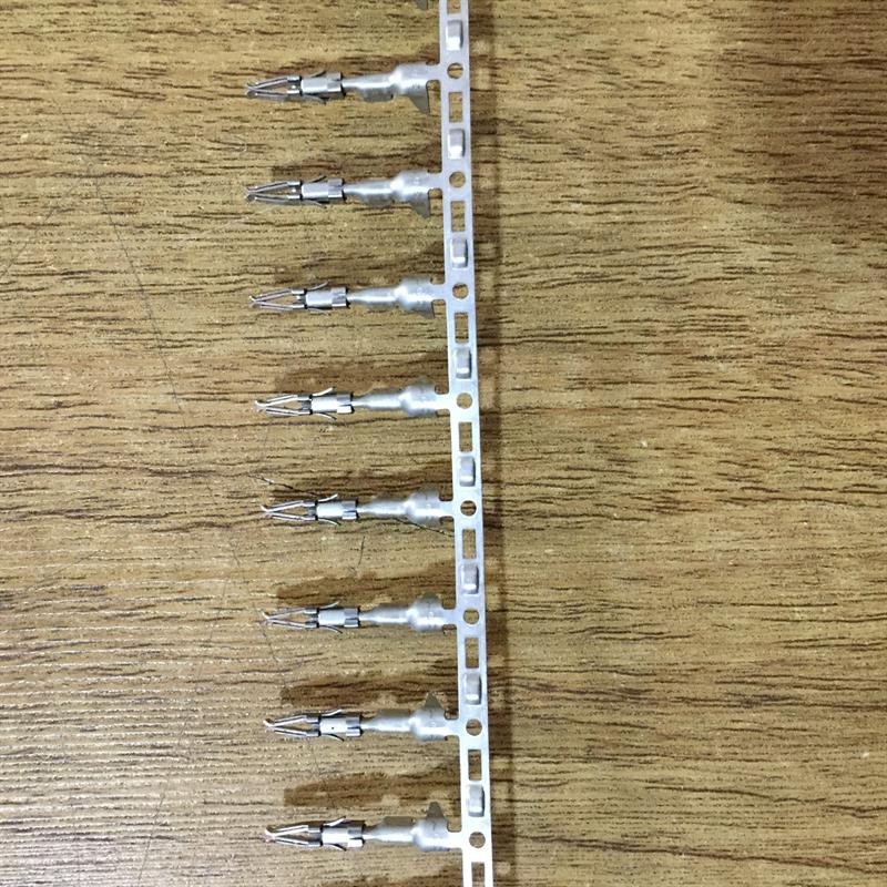 回收立讯精密luxshareict汽车连接器