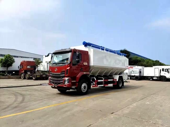 吉林程力厂家12方40方散装饲料罐车惊爆价促销可分期散装饲料运输车