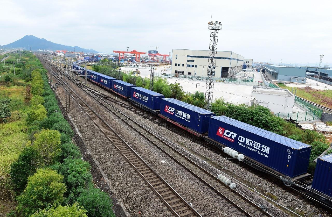 西安到德国汉堡铁路运输散货拼箱16天直达